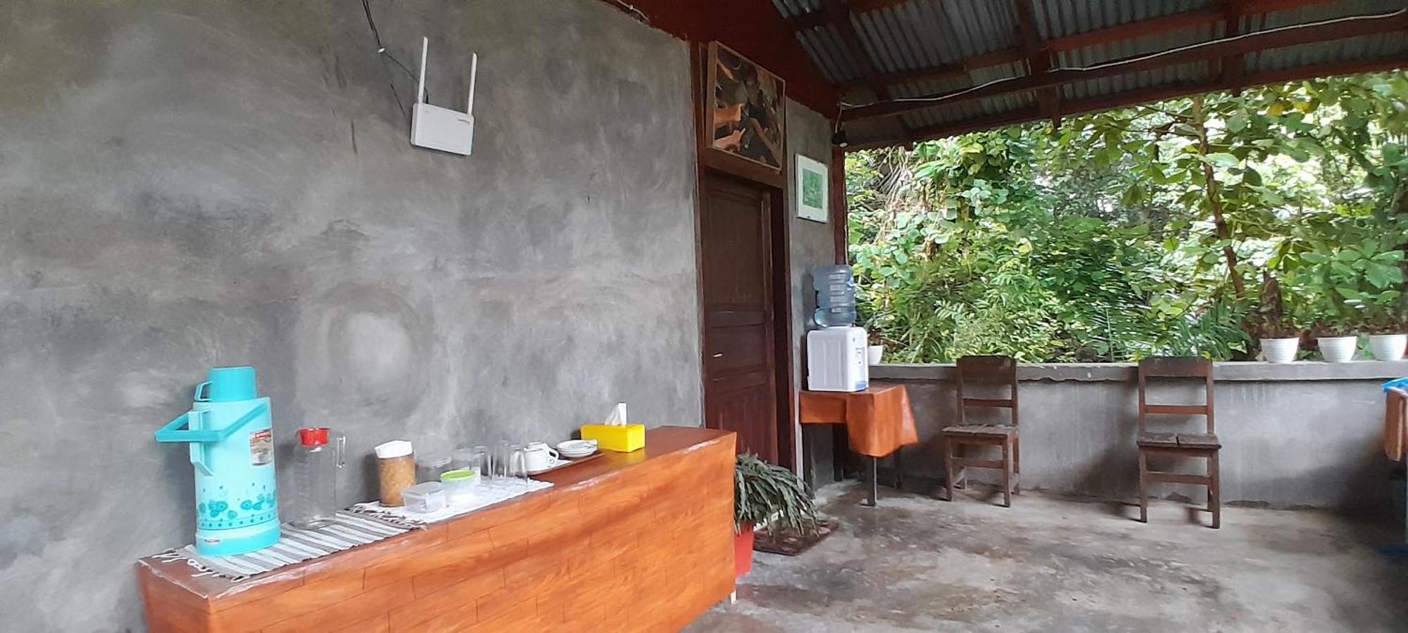Renny'S Tangkoko Safety Stop Bitung Luaran gambar
